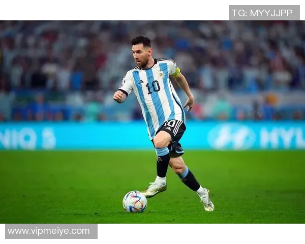 梅西的日常:从清晨训练到夜晚休息,一位足球巨星的完美一天 梅西的日常:从清晨训练到夜晚休息,一位足球巨星的完美一天